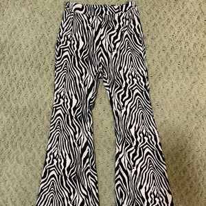 Woman’s Petite Zebra Stripe bell bottoms